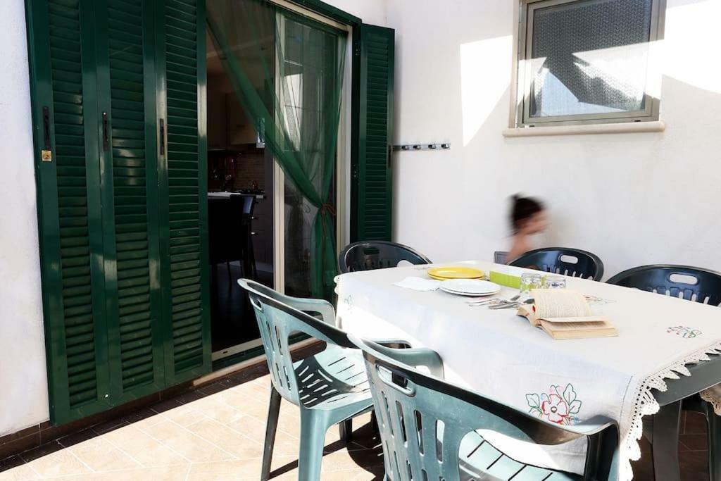 8 Via V. Monti Villa Loiri Porto San Paolo Exterior photo
